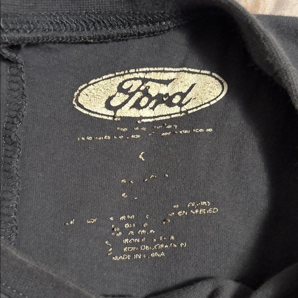 Women’s Graphic Tee - Black with Yellow FORD Design SIZE XL - Picture 3 of 3